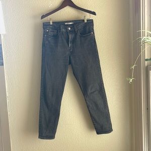 Levi’s high rise jeans